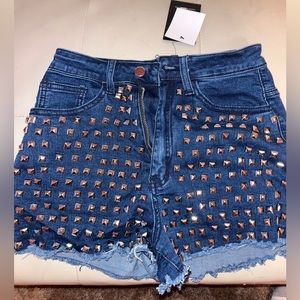 Women’s studded denim shorts fashion nova brand new size medium